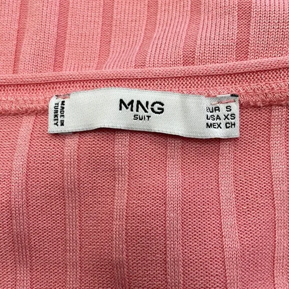 NEW • Pink Rib Knit Bodysuit - Picture 13 of 14